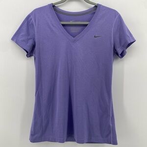 🌺 3/$25 🌺 Nike DRI-FIT | Women’s Lilac Purple Short Sleeve V-Neck Tee, Sz Medium